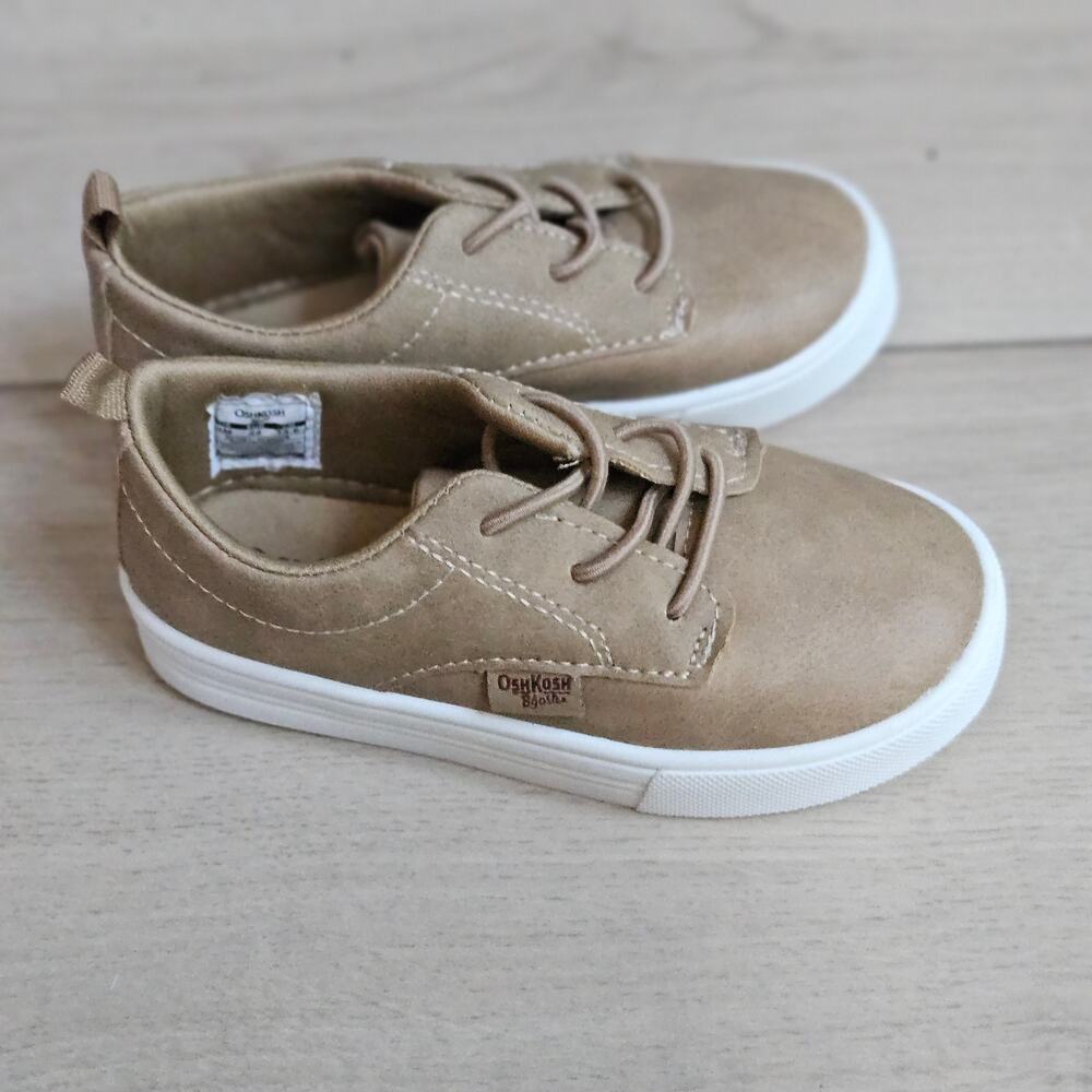NWOT OshKosh B’gosh Putney Tan Faux Suede Slip-On Sneakers Toddler Size 8M
